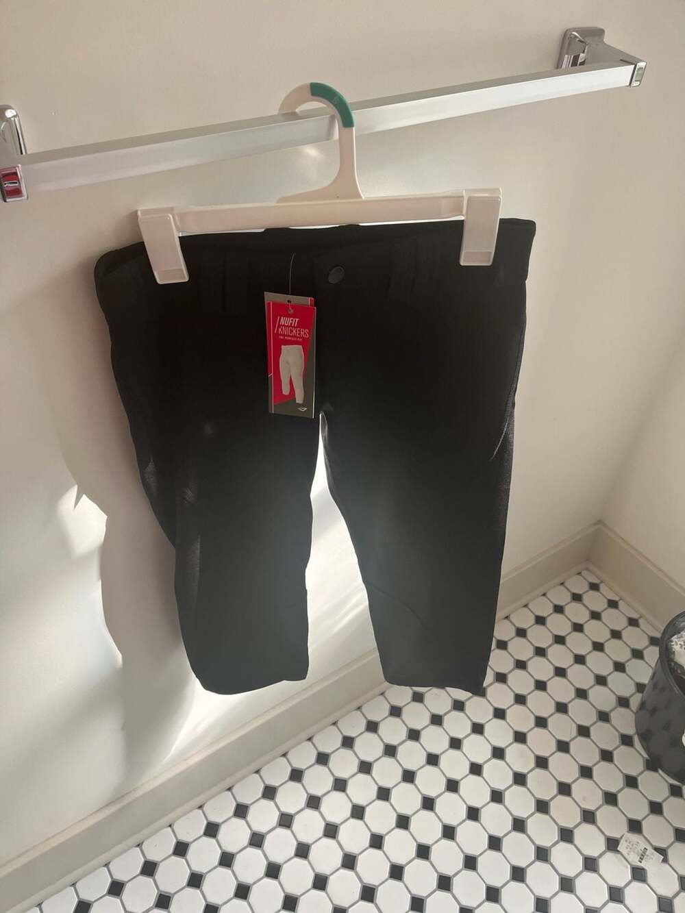 3N2 Nufit Knickers Pro Soft Fastpitch Softball Sliding Pants Black Medium